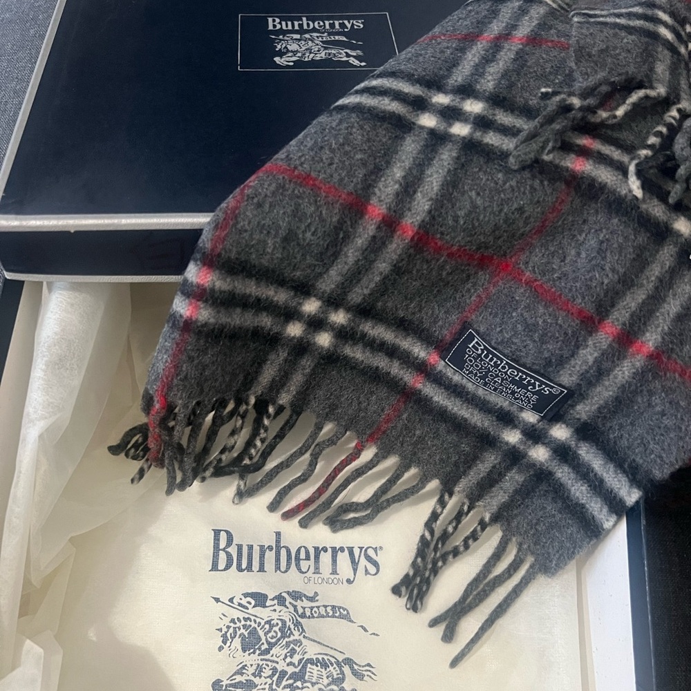 Burberry gray Cashmere scarf Authentic